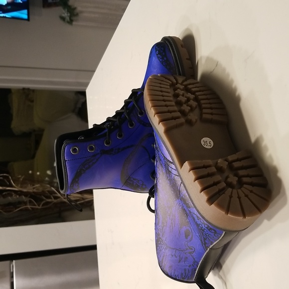 NWT Beautiful Boots - Picture 6 of 6